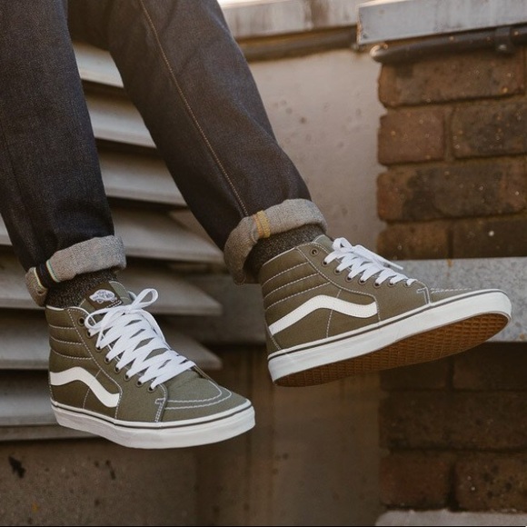 mens olive green vans